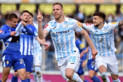 Lokomotiva Rijeka prijenos